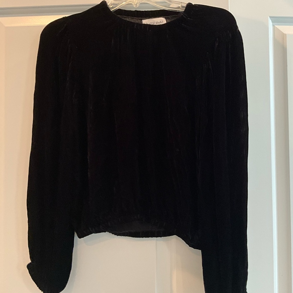 Bella Dahl black velvet cinched waist top